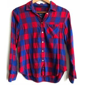 American Eagle Size S Checkered Button Down